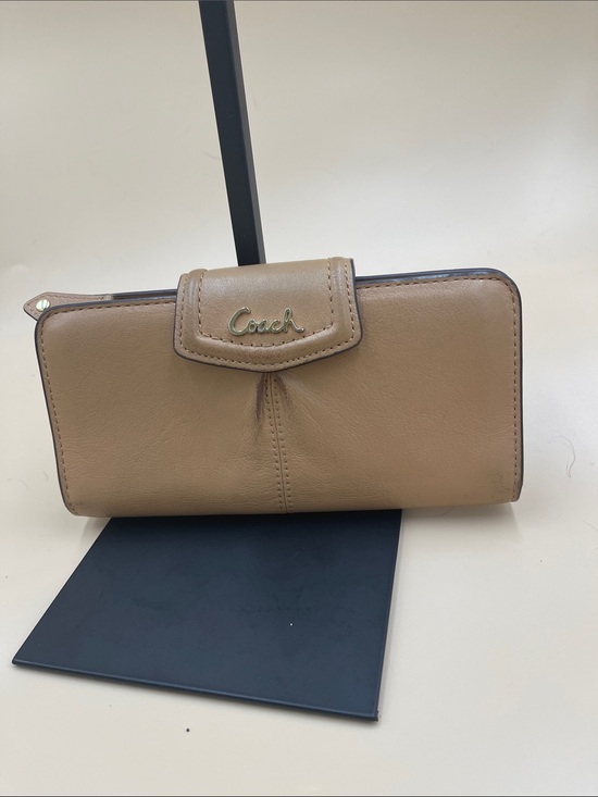 Coach Handbags - Coach Beige Leather Snap Continental Wallet